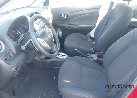 2015 Nissan Versa 1.6 Sv z USA, uszkodzony, nr VIN 3N1CN7AP0FL959271